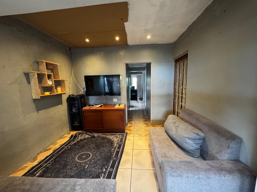 3 Bedroom Property for Sale in Kalkfontein Western Cape